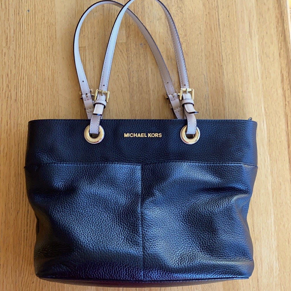 Black leather shoulder bag